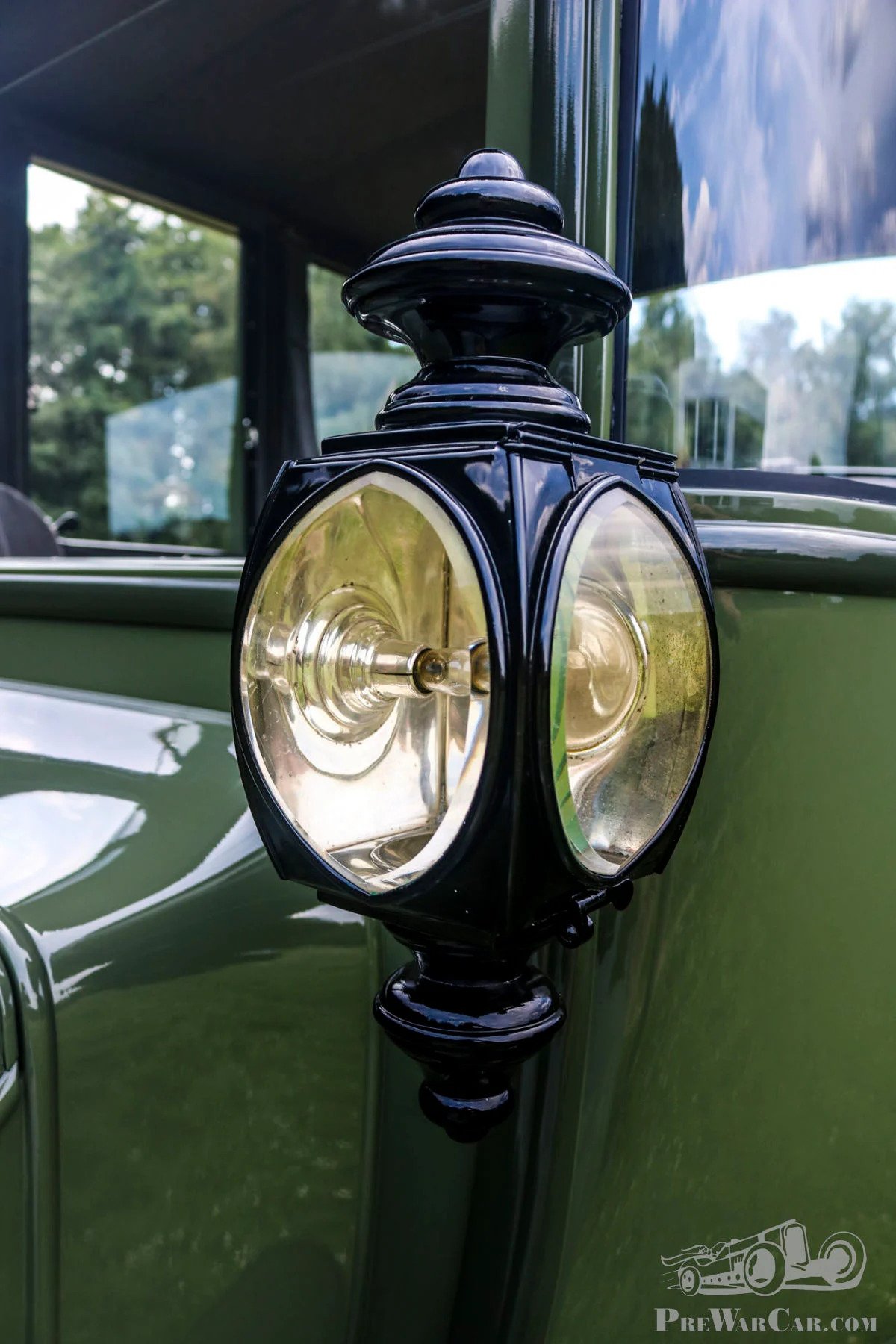 rauch-lang-b18-electric-automobile-1905-1918 11.jpg